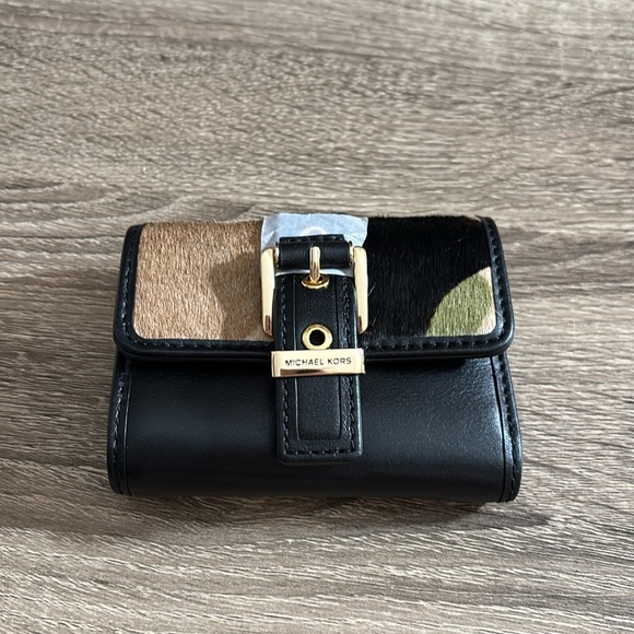 MK Colby Small Camo Print Calf Hair Tri-Fold Wallet NWT - Picture 1 of 7